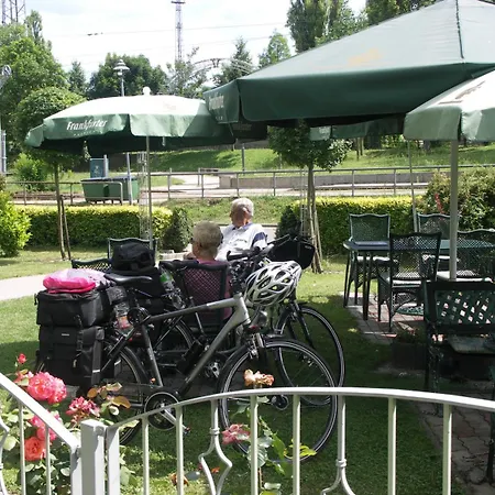 Hotel Zur Alten Oder- Frankfurt-Oder Hotel 3*