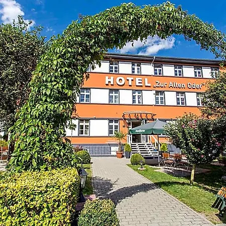 Hotel Zur Alten Oder- Frankfurt-Oder Hotel 3*