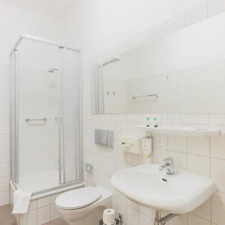Hotel Zur Alten Oder- Frankfurt-Oder Hotel