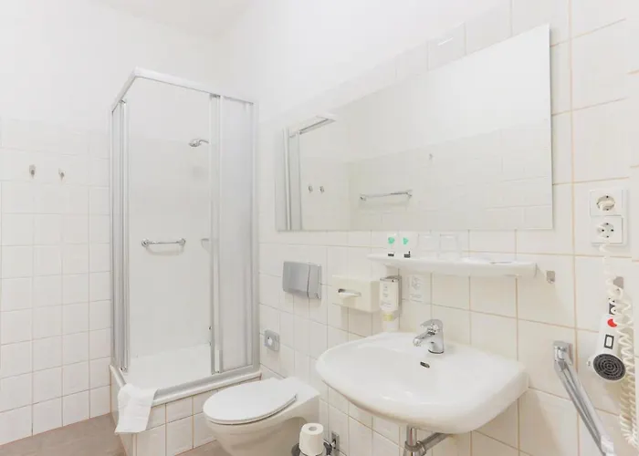 Zur Alten Oder- Frankfurt-oder Otel